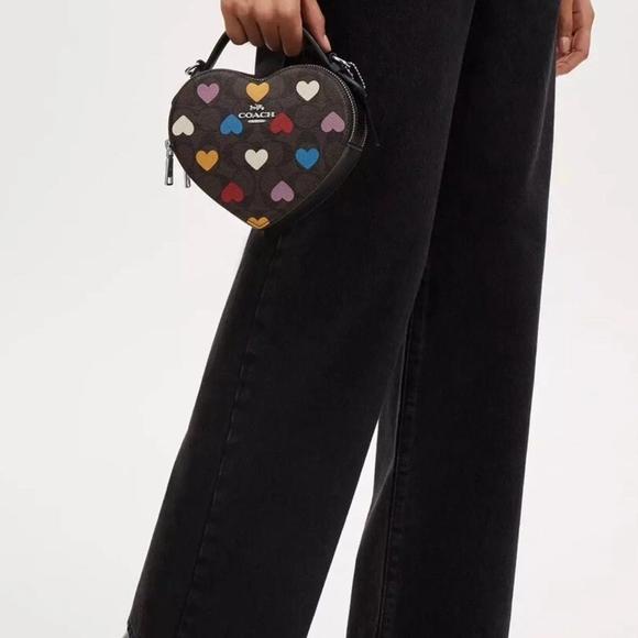 Coach NWT Heart Crossbody Silver/ Metallic Hearts CPO22 - Picture 5 of 7